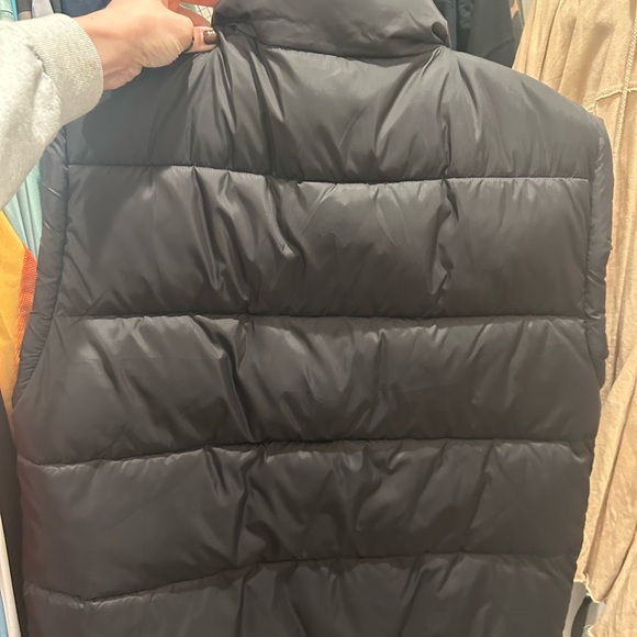 Women’s Oversized Black Puffer Vest - Picture 2 of 2